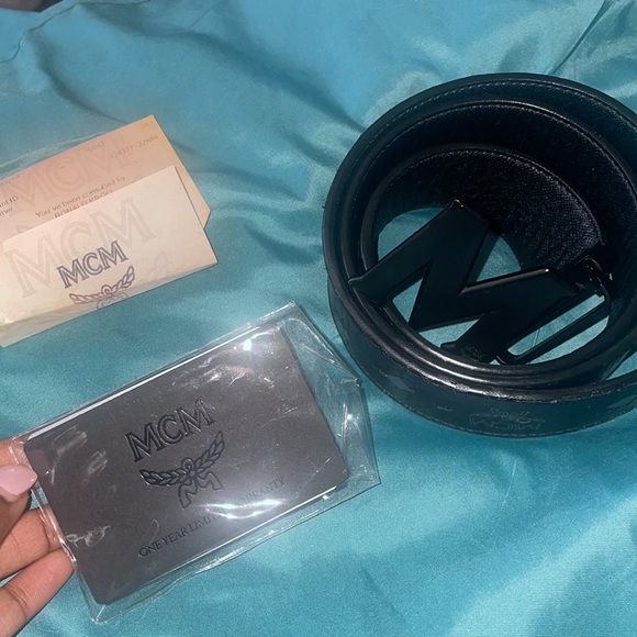 Black MCM belt - Picture 2 of 2